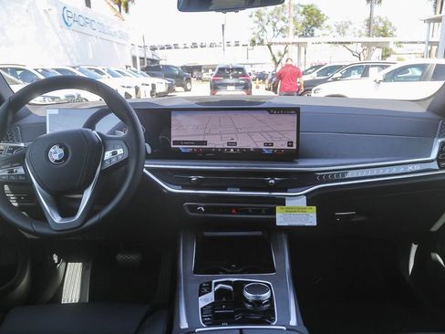New 2026 BMW X5 xDrive40i w/ Parking Assistance Package AWD/4WD image 9