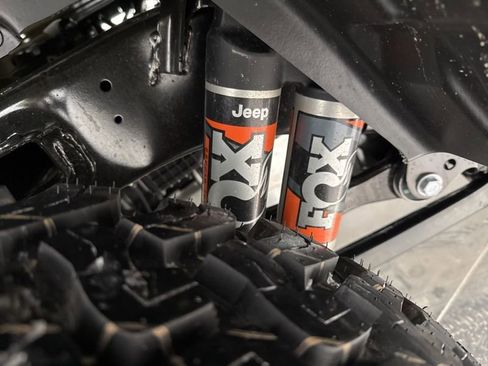 New 2026 Jeep Gladiator Mojave image 8