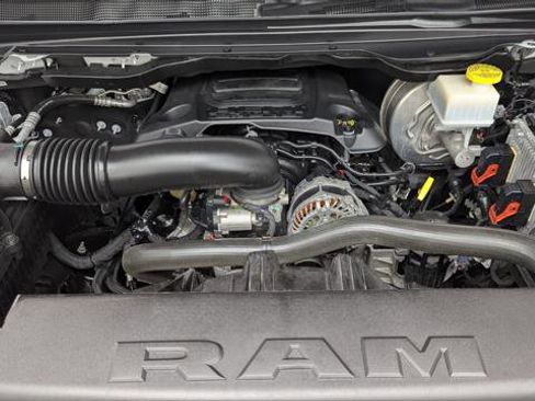 Used 2021 RAM 1500 Big Horn RWD image 31