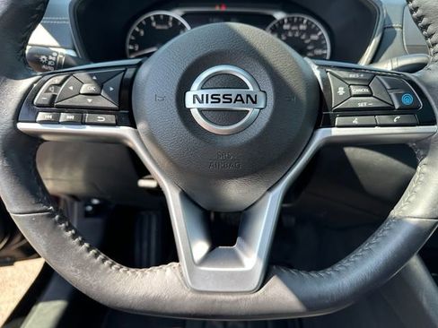 Used 2022 Nissan Altima 2.5 SV w/ SV Premium Package image 25