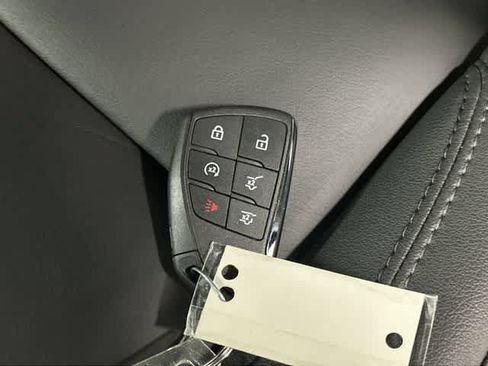 Used 2026 Chevrolet Tahoe LT AWD/4WD image 33