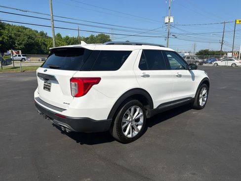Used 2022 Ford Explorer Platinum w/ Equipment Group 601A AWD/4WD image 5