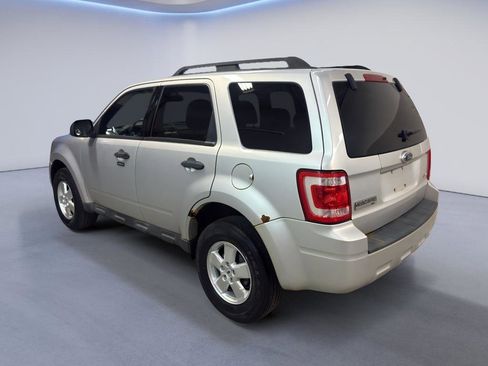 Used 2009 Ford Escape XLT AWD/4WD image 4