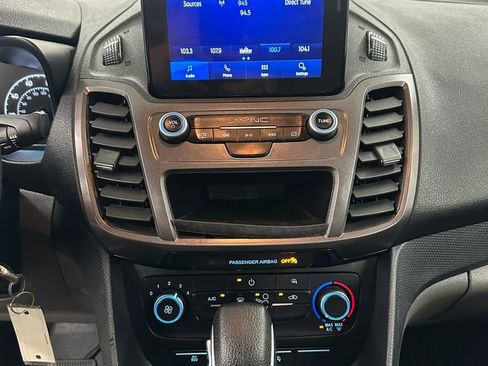Used 2021 Ford Transit Connect XL FWD image 17