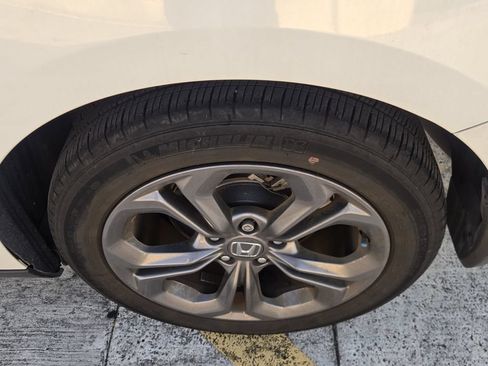 Used 2023 Honda Accord EX image 5