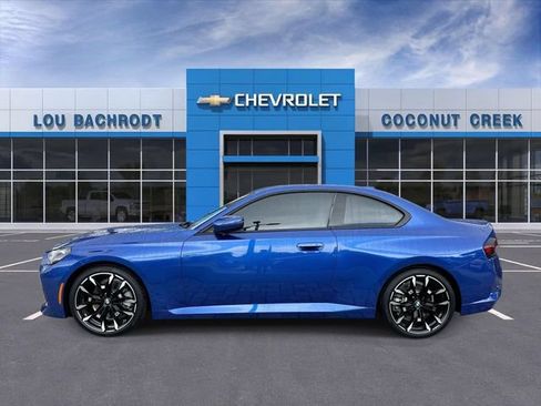 Used 2025 BMW 230i Coupe w/ M Sport Package RWD image 5