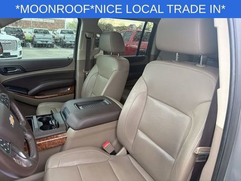 Used 2017 Chevrolet Suburban Premier image 22