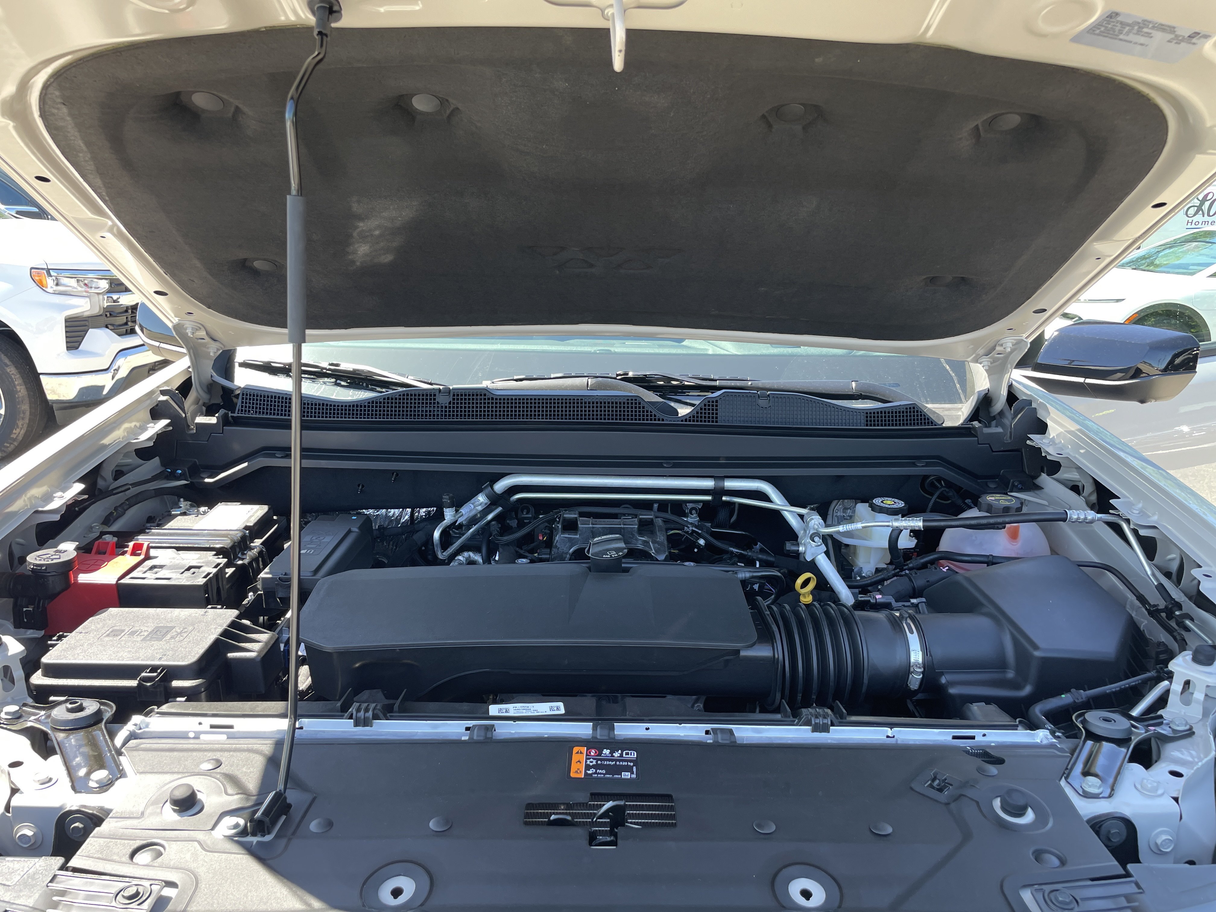New 2026 Chevrolet Colorado ZR2 w/ Technology Package AWD/4WD image 9