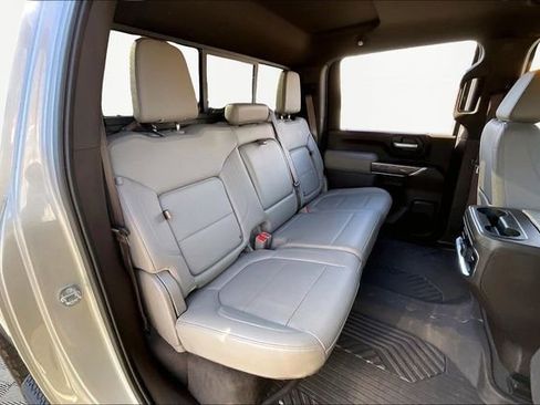 Used 2020 Chevrolet Silverado 2500 LTZ w/ LTZ Premium Package image 17