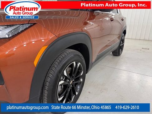 Used 2021 Chevrolet TrailBlazer LT FWD image 43