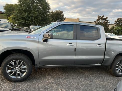 New 2026 Chevrolet Silverado 1500 RST image 8