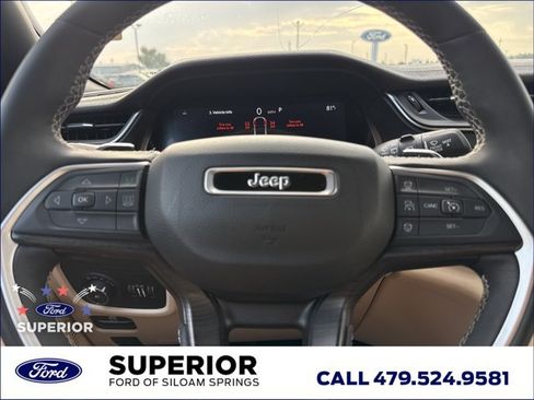 Used 2024 Jeep Grand Cherokee L Limited w/ Luxury Tech Group II AWD/4WD image 25