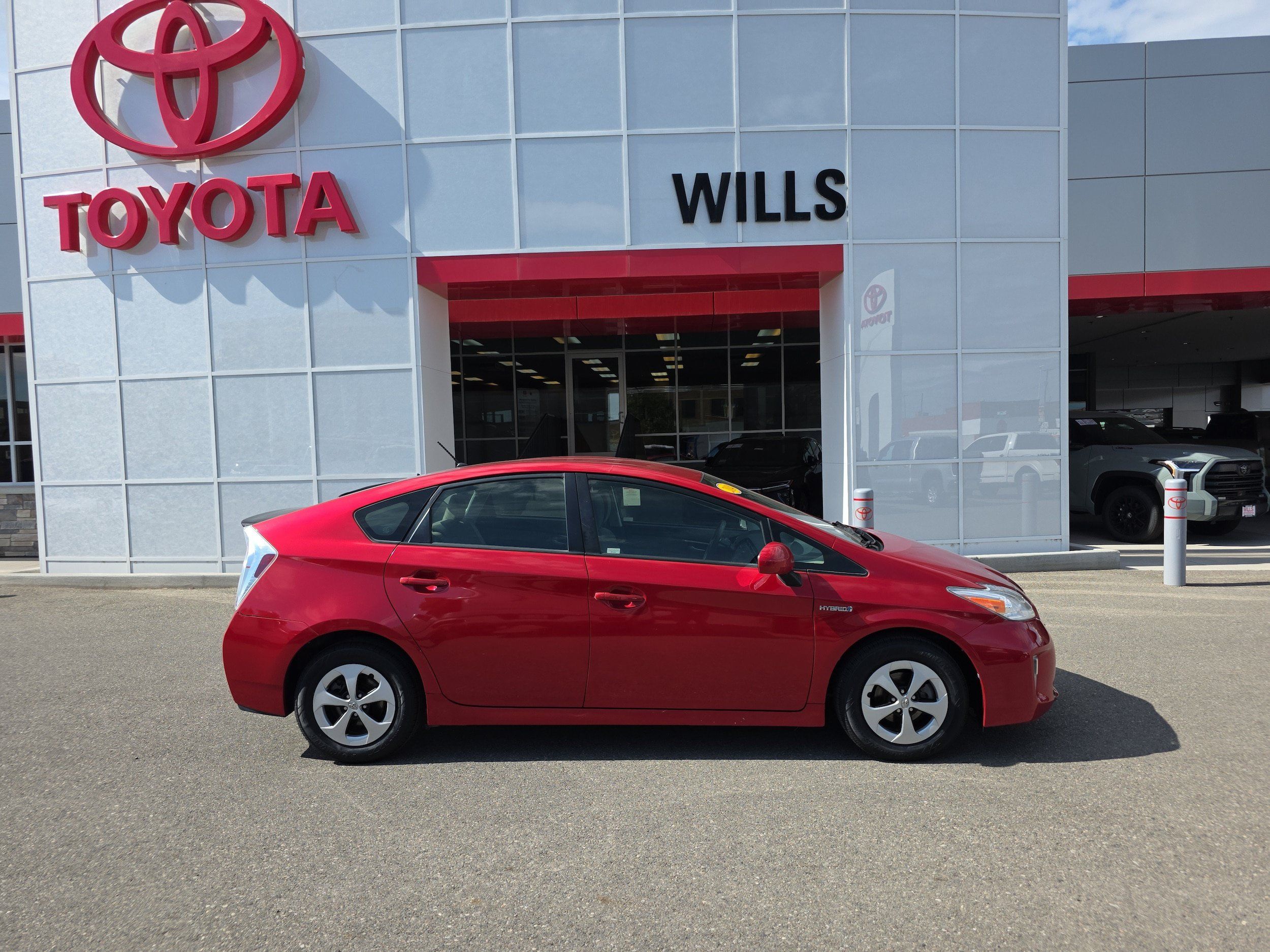 Used 2014 Toyota Prius Two FWD image 1