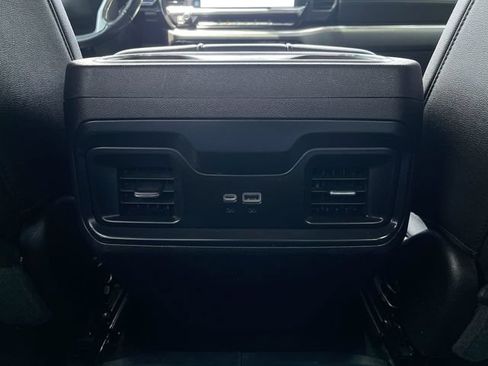 Used 2022 Chevrolet Silverado 1500 RST AWD/4WD image 21