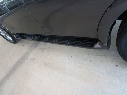 Used 2024 INFINITI QX80 Luxe RWD image 11