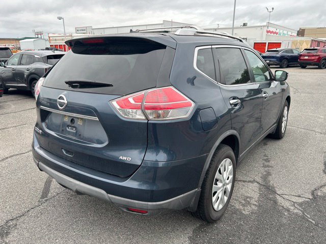 Used 2016 Nissan Rogue S w/ Appearance Package AWD/4WD image 7