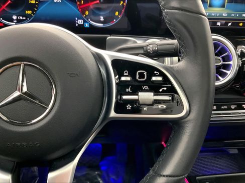Used 2023 Mercedes-Benz GLB 250 image 43