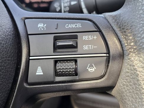 Used 2025 Honda Accord SE image 15