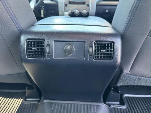 Used 2017 Toyota Tundra SR5 image 28