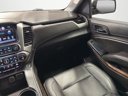 Used 2017 Chevrolet Tahoe LT w/ Luxury Package image 24