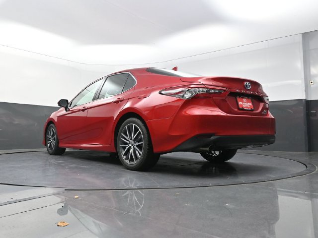 Used 2023 Toyota Camry XLE w/ Cold Weather Package FWD image 35