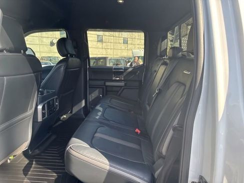 Used 2022 Ford F450 Platinum image 26