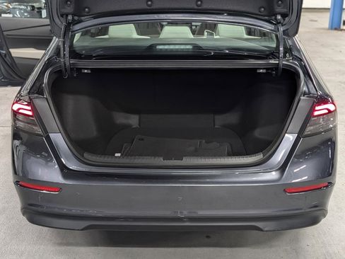 Used 2024 Honda Accord EX image 23