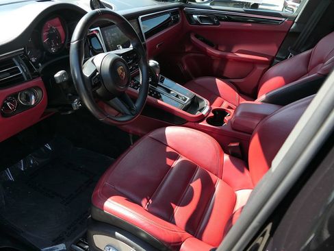 Used 2022 Porsche Macan GTS AWD/4WD image 10