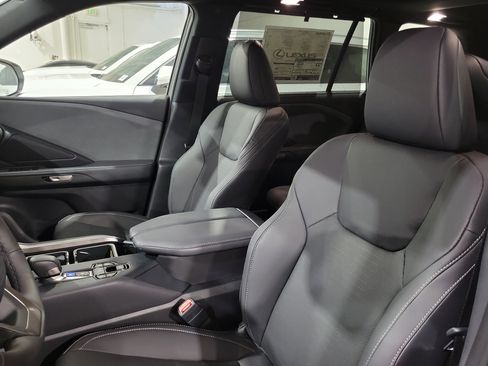 New 2026 Lexus TX 350 AWD image 8