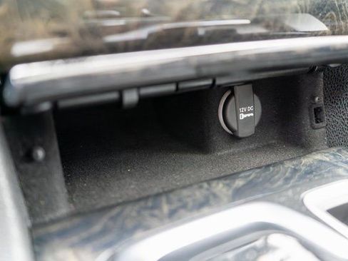 Used 2023 Chrysler 300 Touring L w/ Popular Equipment Group image 31