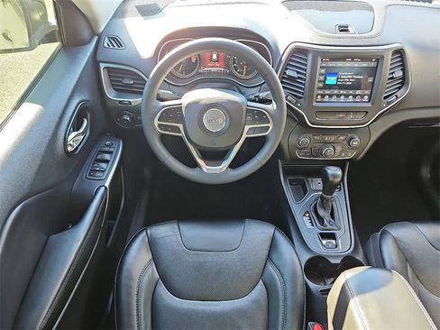 Used 2022 Jeep Cherokee Latitude Lux image 10