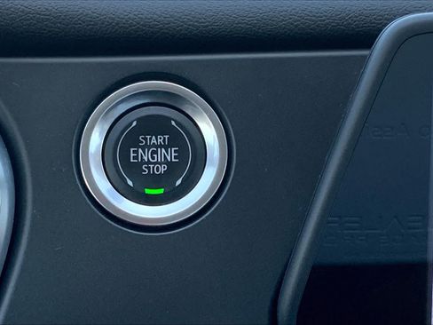 Used 2020 Chevrolet Blazer LT FWD image 33