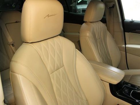 Used 2022 Buick Envision Avenir w/ Technology Package II FWD image 11