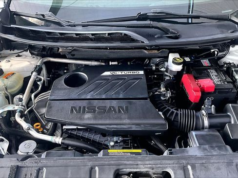 Certified 2023 Nissan Rogue SL w/ SL Premium Package FWD image 32