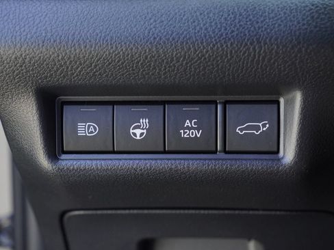 Used 2024 Toyota Grand Highlander AWD Hybrid image 13