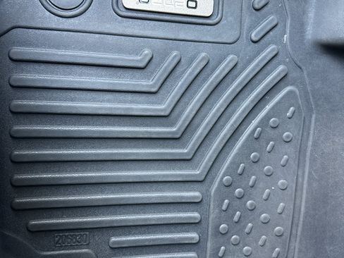 Used 2019 GMC Terrain SLT image 32