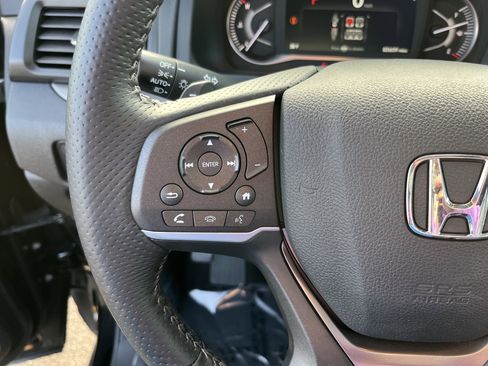 Used 2023 Honda Passport EX-L image 23