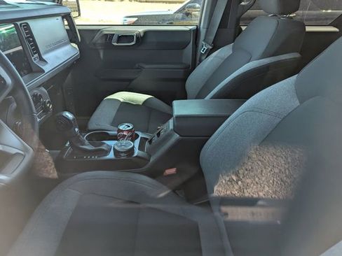 Used 2025 Ford Bronco Big Bend image 9