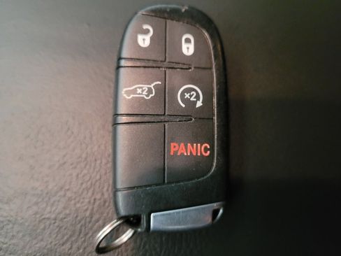 Used 2020 Jeep Grand Cherokee Limited image 32