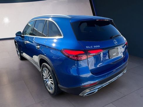 Certified 2025 Mercedes-Benz GLC 300 4MATIC image 3