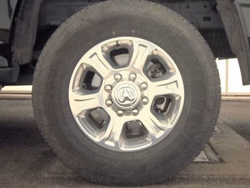 Used 2025 RAM 2500 Big Horn AWD/4WD image 20