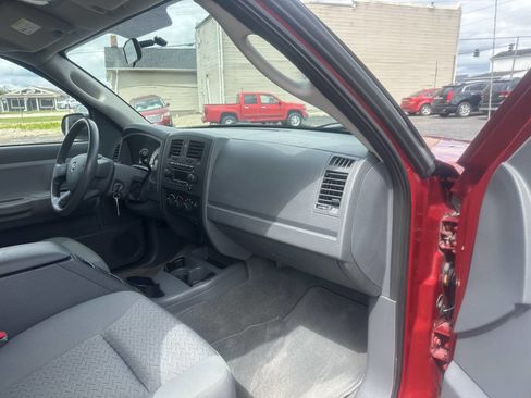 Used 2007 Dodge Dakota ST RWD image 30