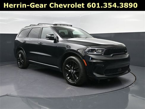 Used 2023 Dodge Durango GT image 9