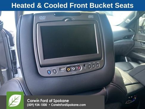 Used 2017 Cadillac Escalade Platinum image 19