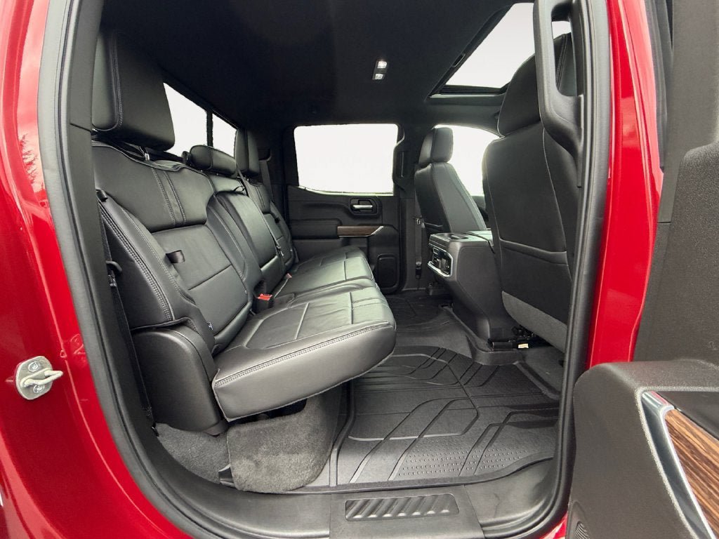 Used 2019 Chevrolet Silverado 1500 High Country w/ Technology Package AWD/4WD image 24