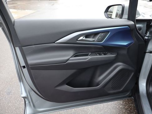 New 2026 Chevrolet Equinox EV LT image 9