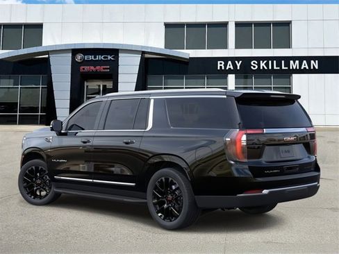 New 2026 GMC Yukon XL Elevation image 3
