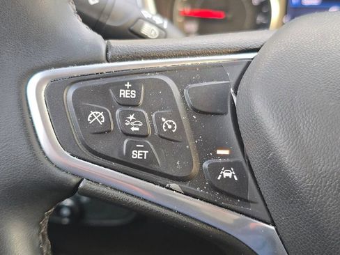 Used 2023 Chevrolet Equinox LT image 17