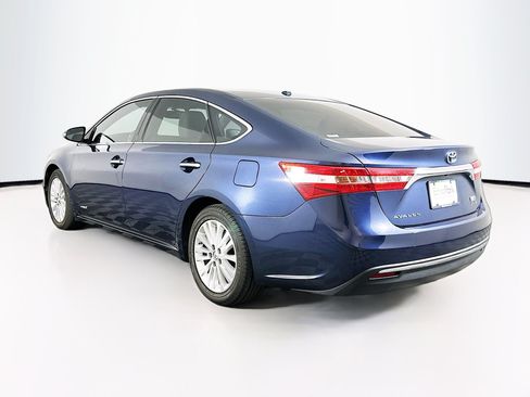 Used 2014 Toyota Avalon XLE Touring FWD image 5