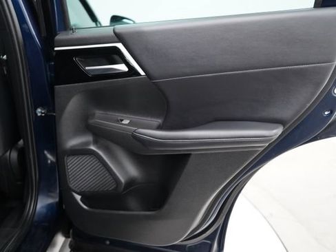 Used 2023 Mitsubishi Outlander SE image 66